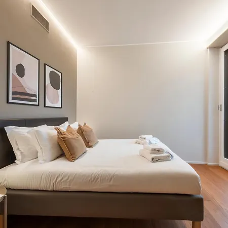Sweett - Luxury Velasca Apartment Milan